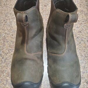 Keen – Greta Waterproof Chelsea Boot Women's 8 Olive/Timberwolf